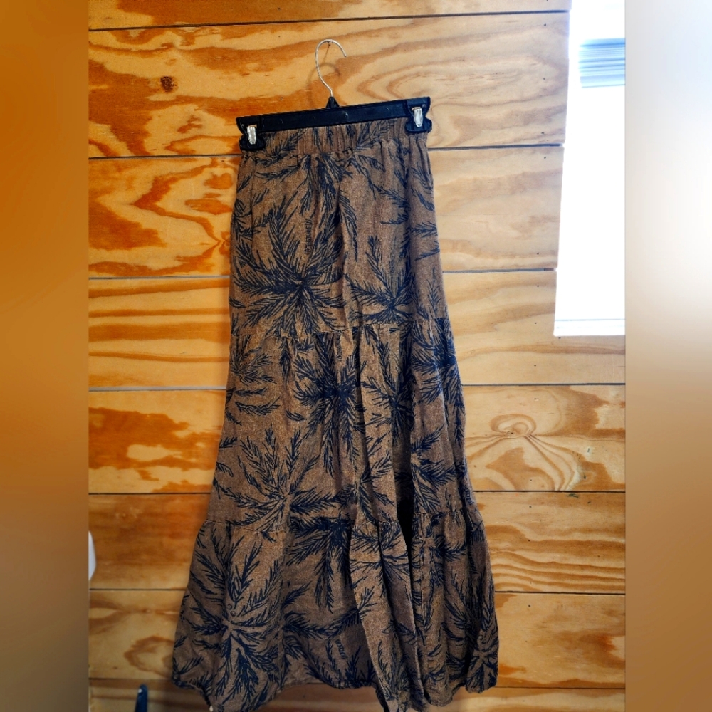 Charlie Holiday Skirt